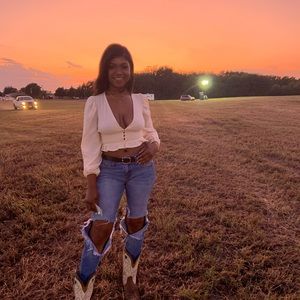 Meet your Posher, Jayla